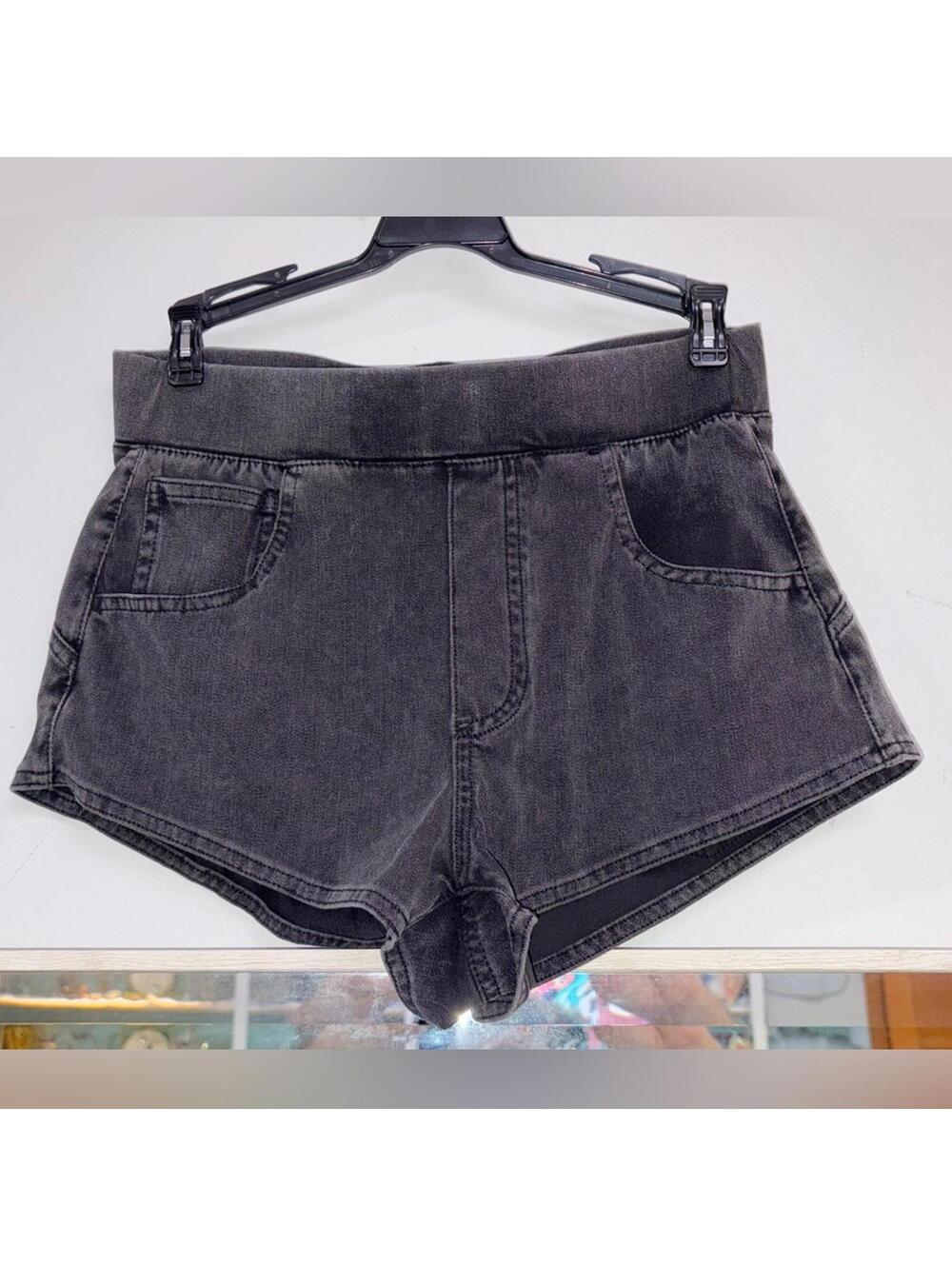 Black Denim Stretch High-Waisted Shorts Size M